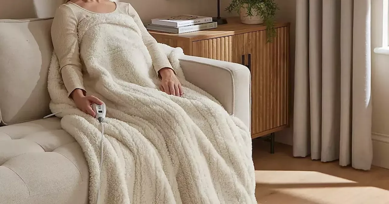 Dunelm's 'cosy' electric blanket only costs 2p to run and 'warms fast'