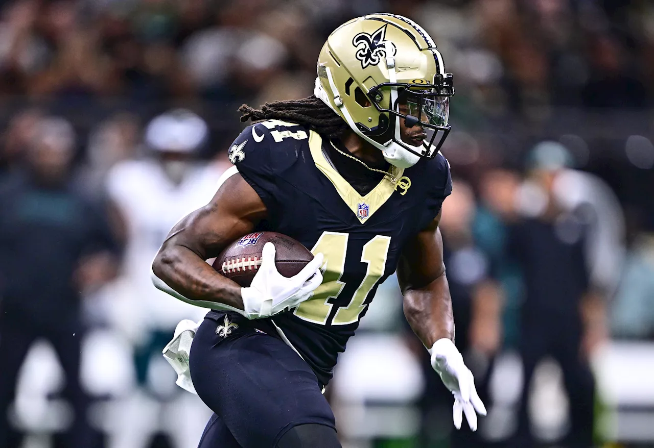 Saints Star RB Alvin Kamara Misses Practice With 2 Injuries