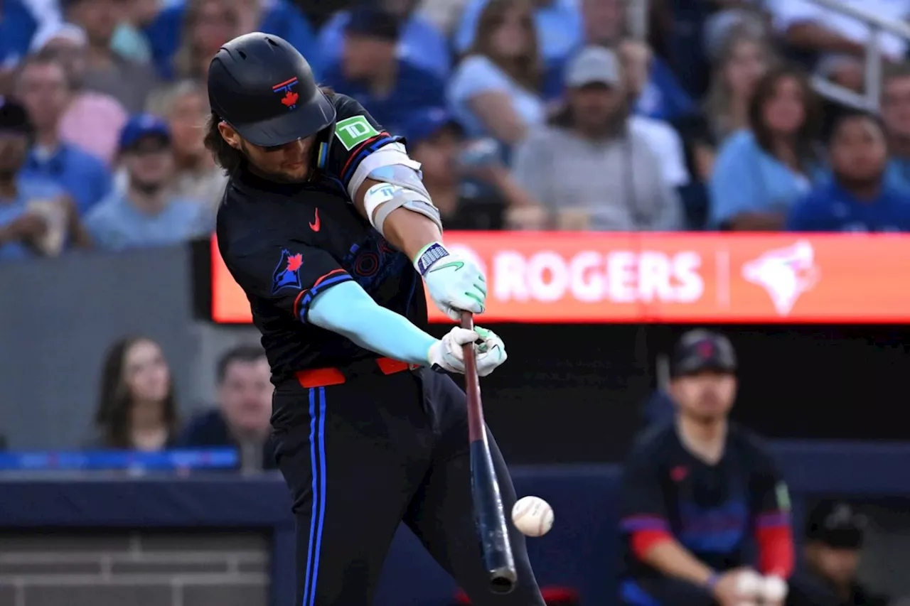 Blue Jays shortstop Bichette to undergo surgery to repair fractured finger