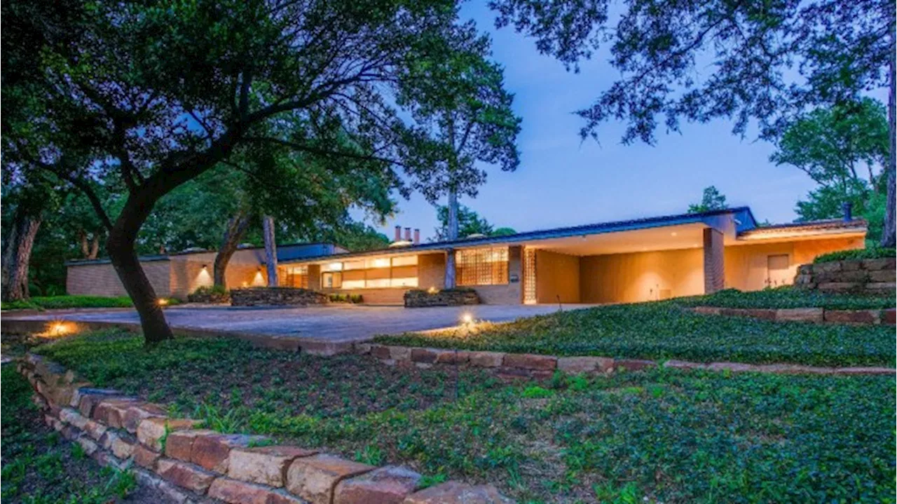 This $4 Million Midcentury Modern Time Capsule in Dallas Was Inspired by Frank Lloyd Wright