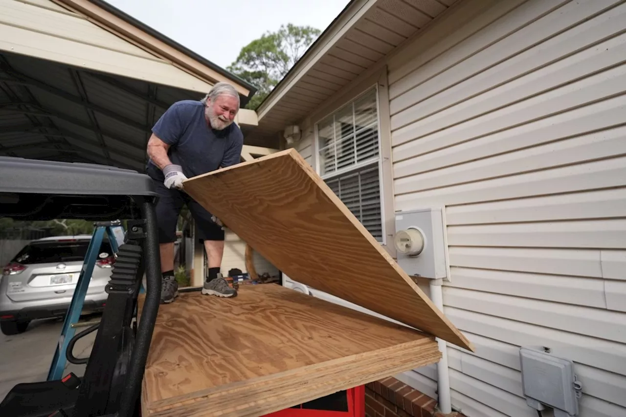 Helene becomes a hurricane and is expected to intensify as it moves toward Florida