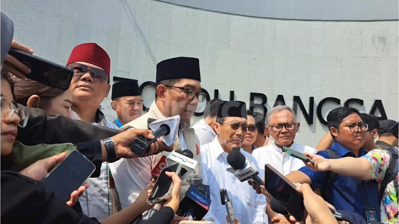 Ziarah Makam Pahlawan Hingga Tokoh Betawi, Ridwan Kamil Ngaku Belajar Soal Ini