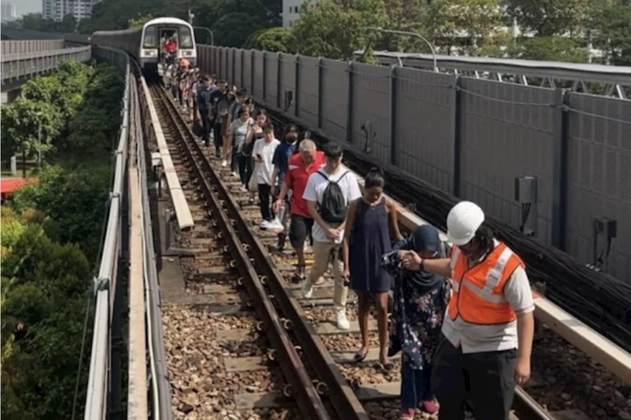 Faulty MRT train emits smoke, has been in service 35 years