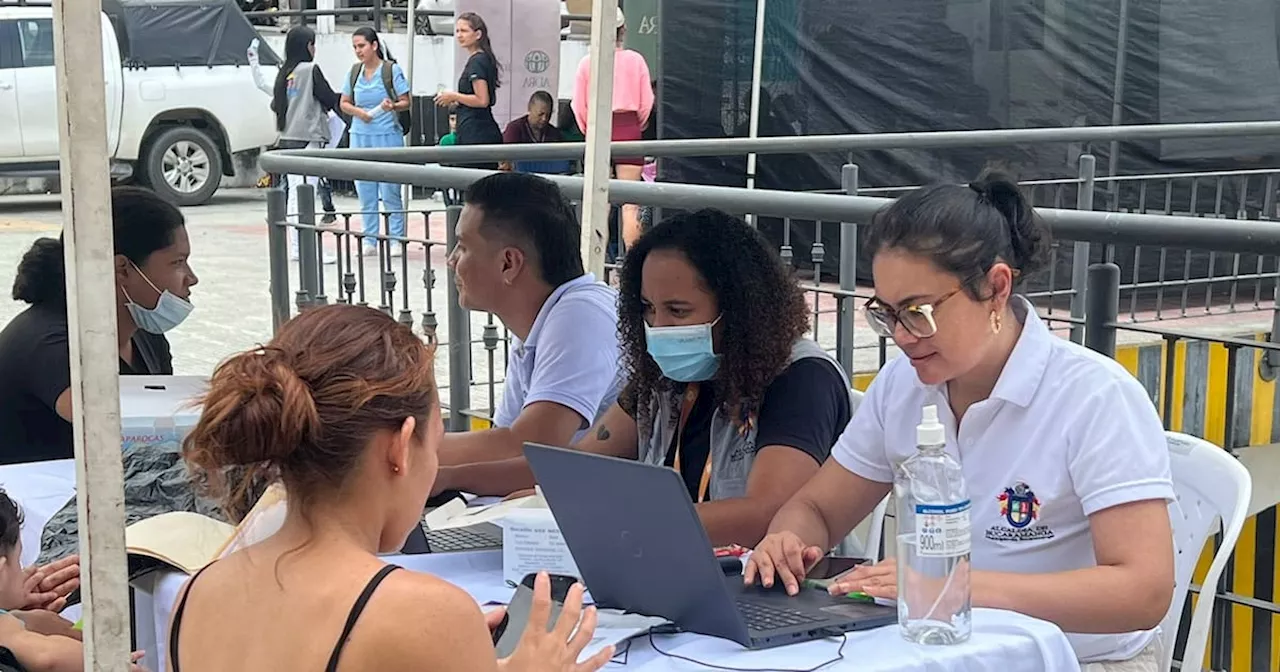 Feria de Inclusión Socioeconómica del Centro Intégrate ofrece 200 vacantes de empleo en Bucaramanga