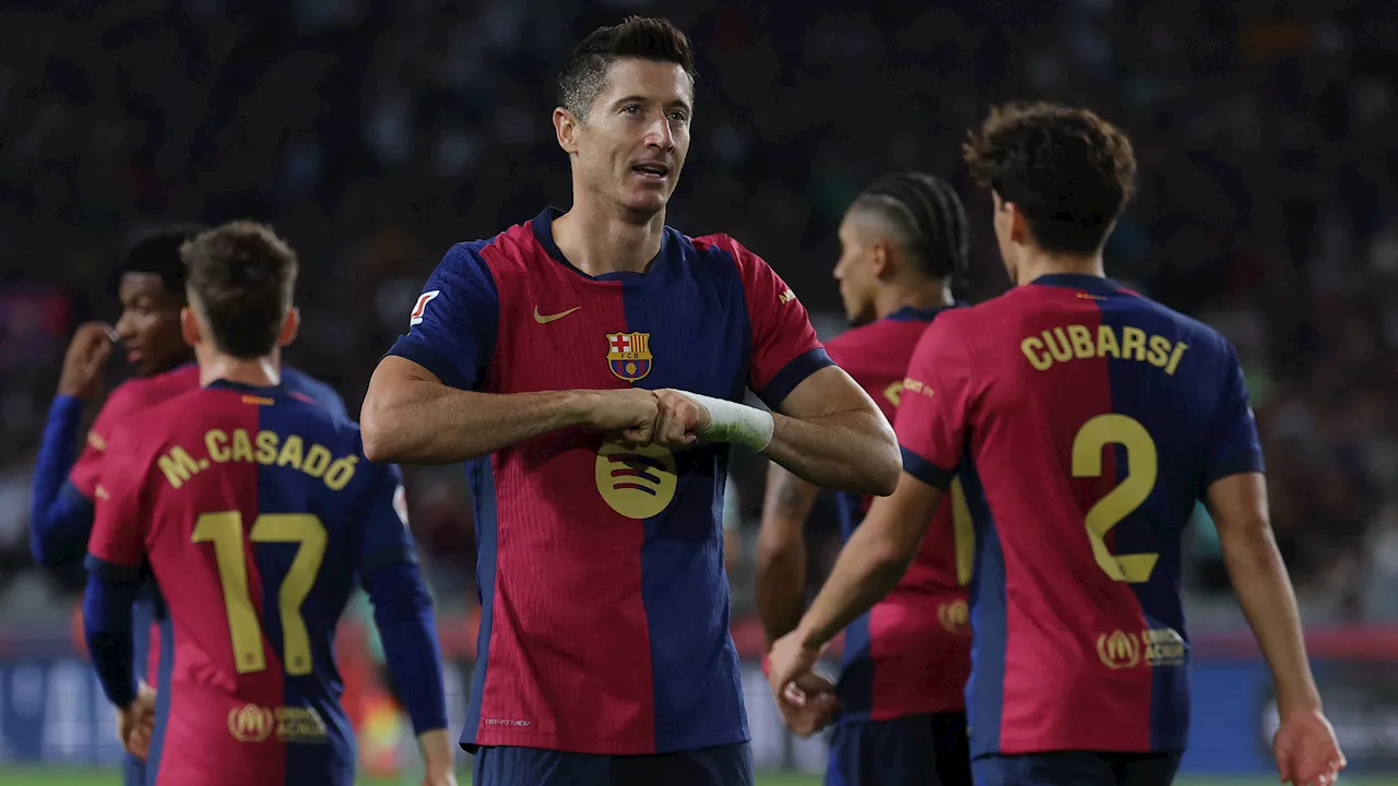 Robert Lewandowski breekt record en zorgt dat FC Barcelona foutloos blijft in LaLiga