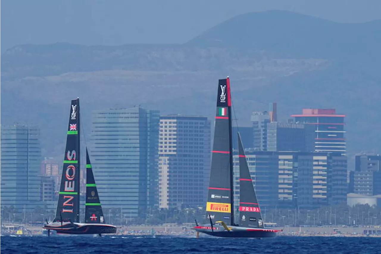  Ineos Britannia 1-1 nella prima giornata di finale della Louis Vuitton Cup