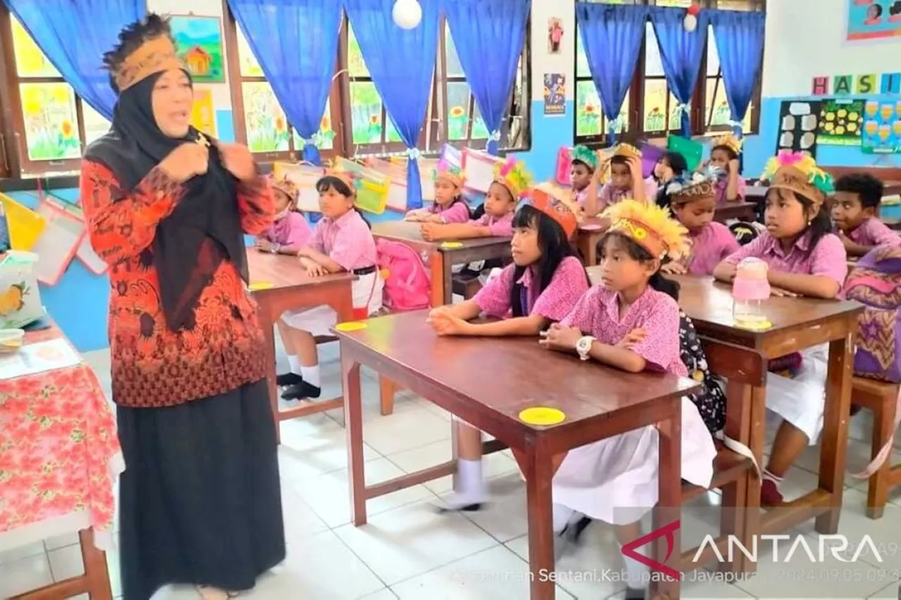 SD Negeri Abeale I Sentani Lestarikan Bahasa Sentani Melalui Muatan Lokal