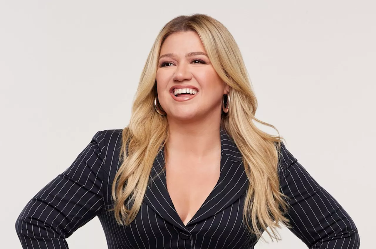 Kelly Clarkson Pours a Cup of Chappell Roan’s ‘Coffee’ for Kellyoke