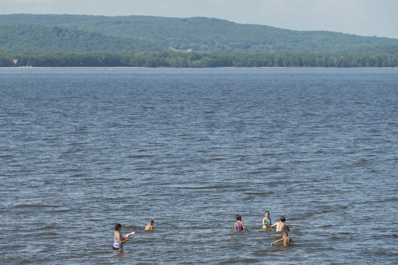 Quebec seeks injunction against dumping of contaminated soil in Kanesatake