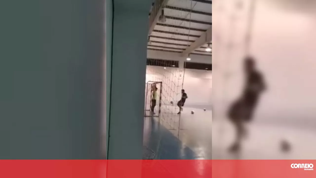 Treinador de futsal de Santo Tirso dispensado por utilizar técnica violenta contra menor