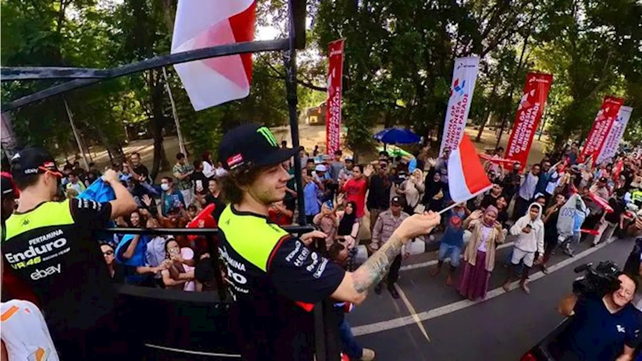 Antusiasme Masyarakat Tinggi di Riders Parade MotoGP 2024