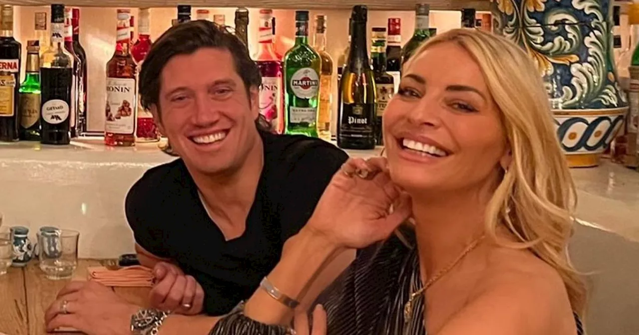 Tess Daly 'leaning on Vernon Kay' as she faces 'toughest period'