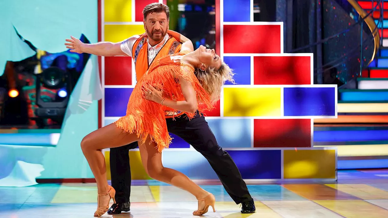 Nick Knowles To Return To Strictly Come Dancing After Arm Injury