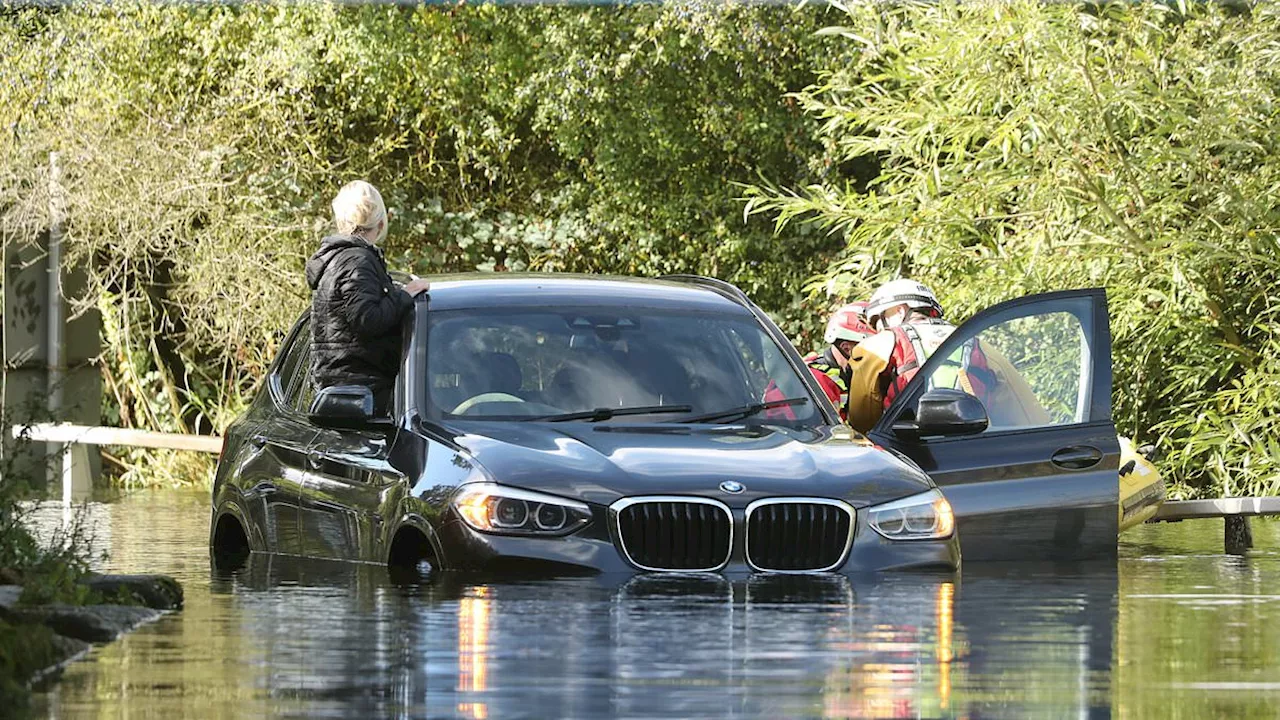 UK weather: Tornado warning as heavy rain, floods, lightning and 50mph winds are set to sweep...