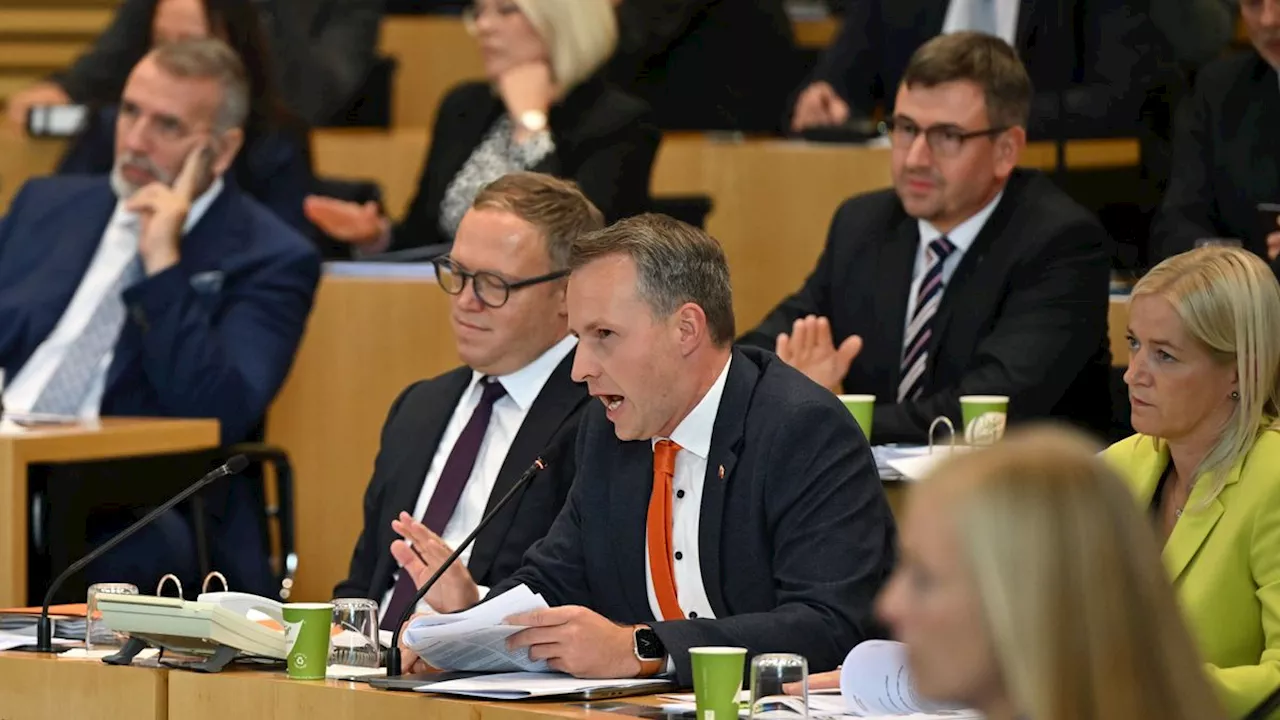 Aufruhr im Thüringer Landtag: »Sie schaden hier der Demokratie«