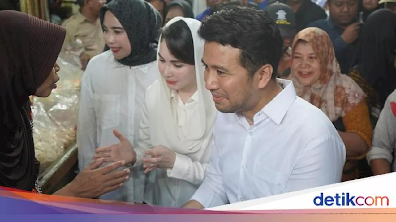 Kampanye Perdana di Sidoarjo, Emil Dardak Blusukan ke Pasar Larangan