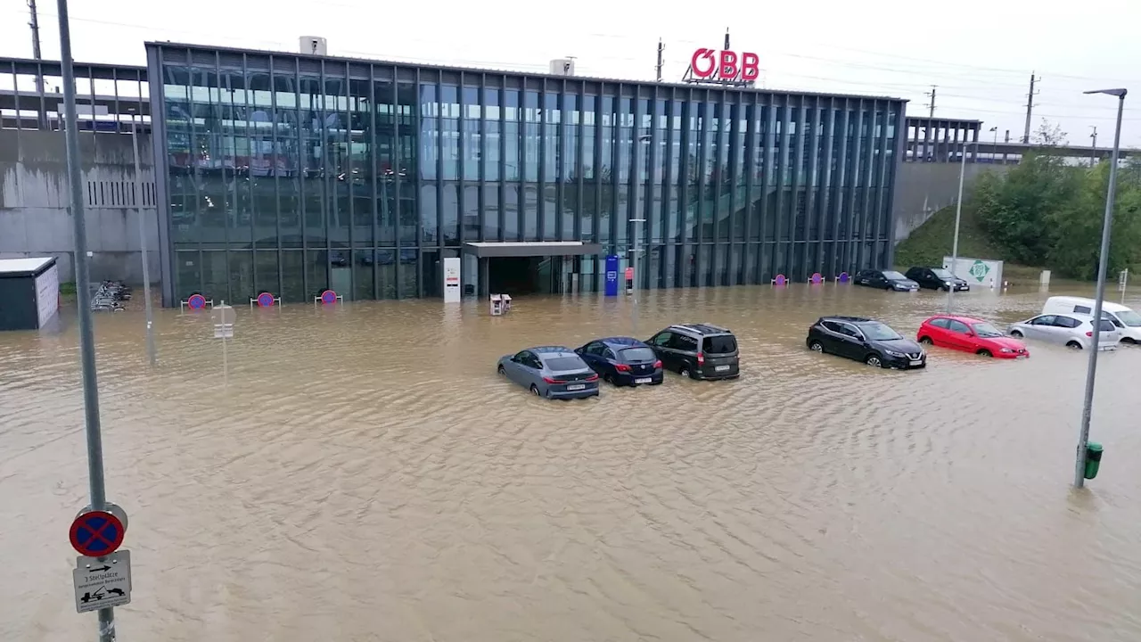 Öffi-Chaos nach Hochwasser - 'Musste in Wien schlafen' – Pendler kam nicht mehr heim