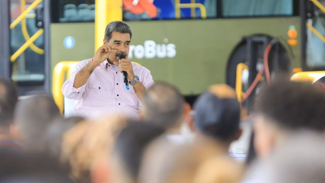España y otros 30 países llaman a los líderes políticos de Venezuela a dialogar