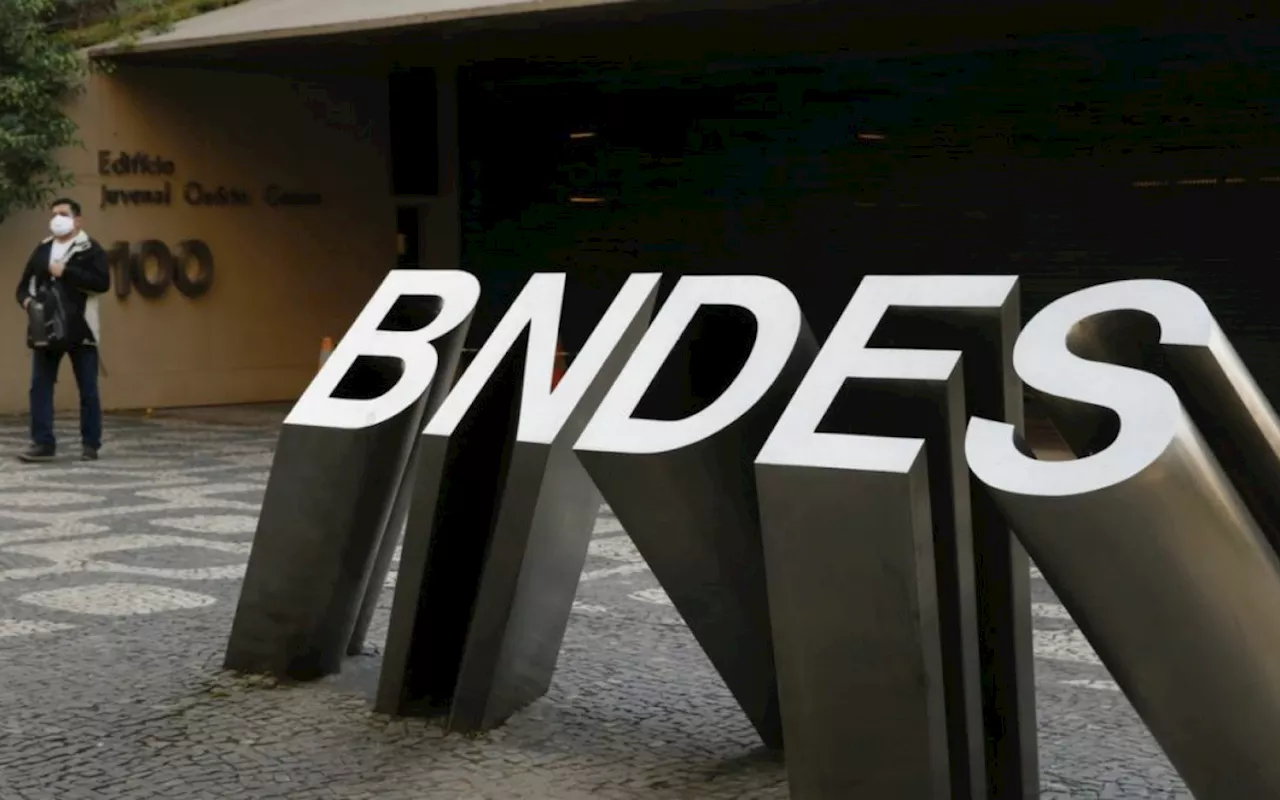 BNDES aprova R$ 180 milhões do Fundo Amazônia para corpos de bombeiros de quatro estados