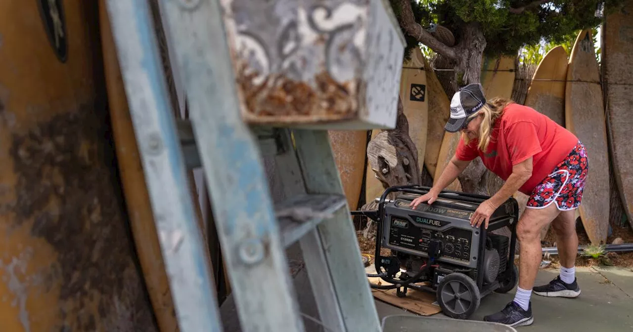 Living in Rancho Palos Verdes landslide zone: Flashlights, propane, batteries and determination