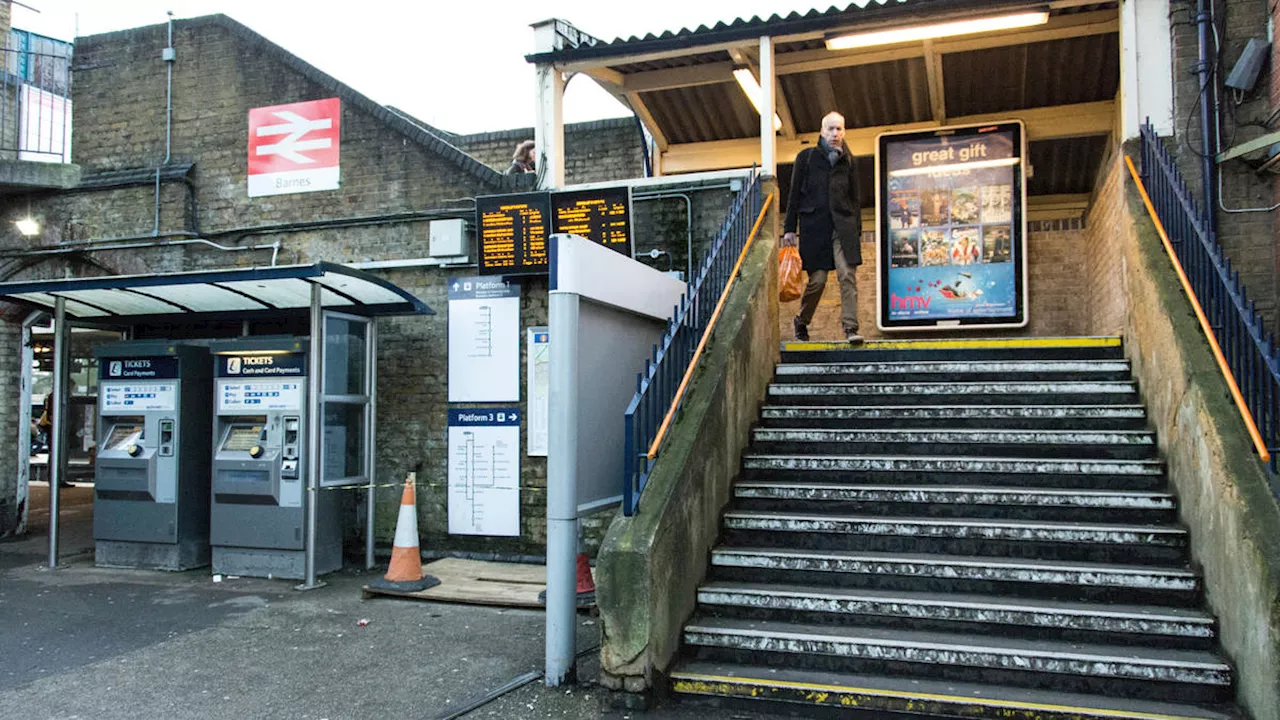 Man In Life-Threatening Condition After Stabbing At London Railway Station