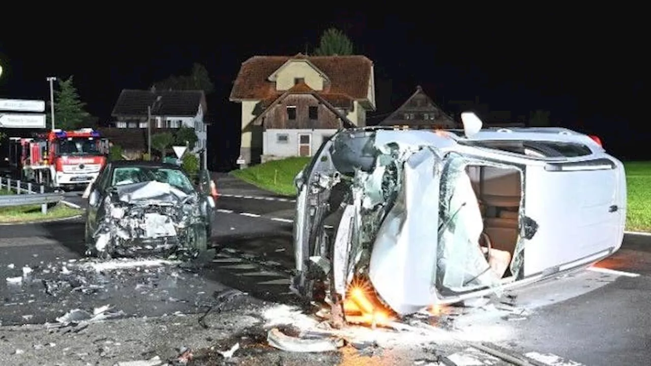 Zwei Personen nach Frontalkollision in Neuenkirch verletzt