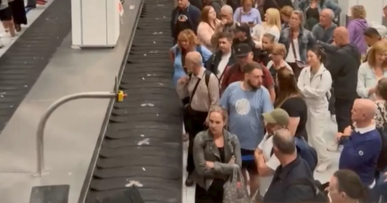 Manchester Airport 'chaos' as flyers wait almost two hours for luggage