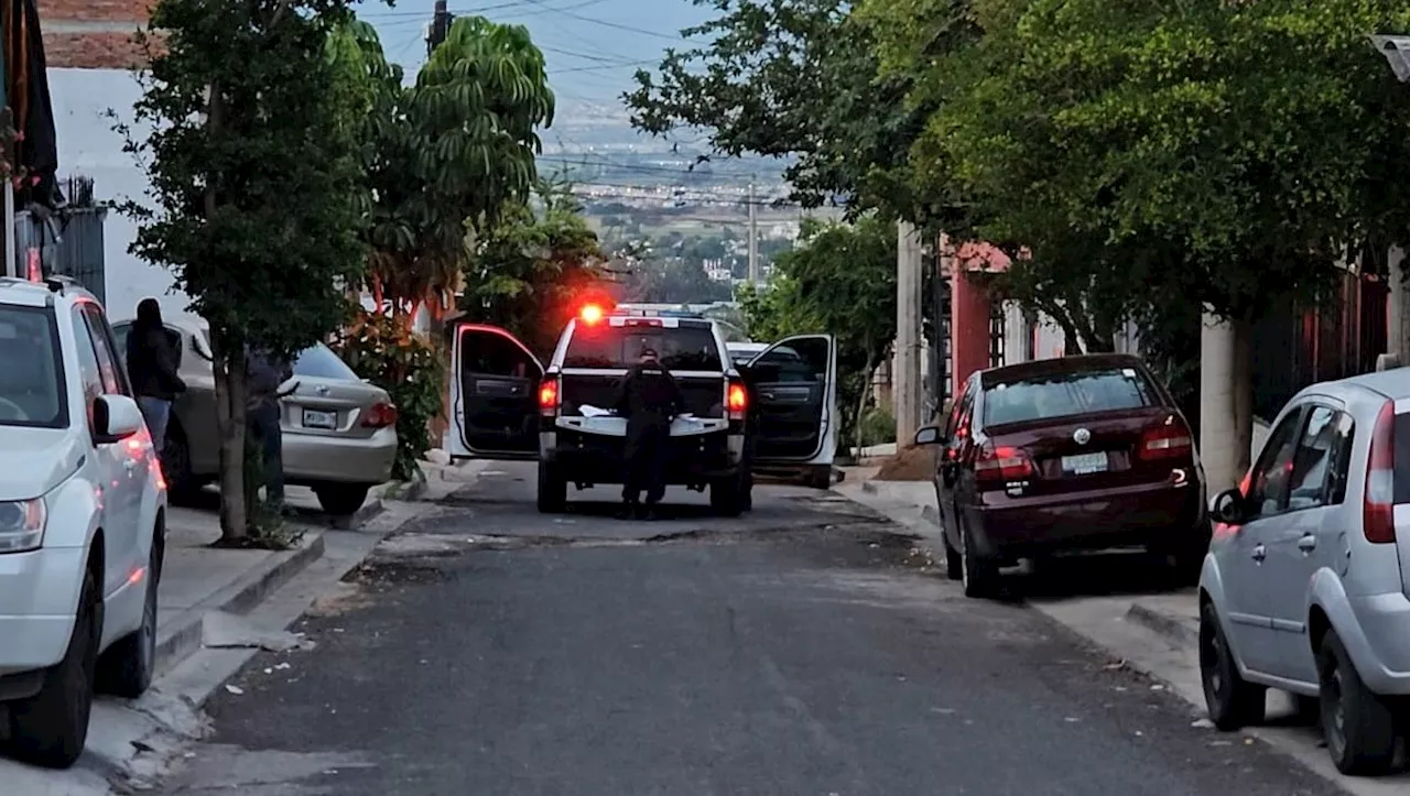 Asesinan a tres hombres en calles de Tlaquepaque