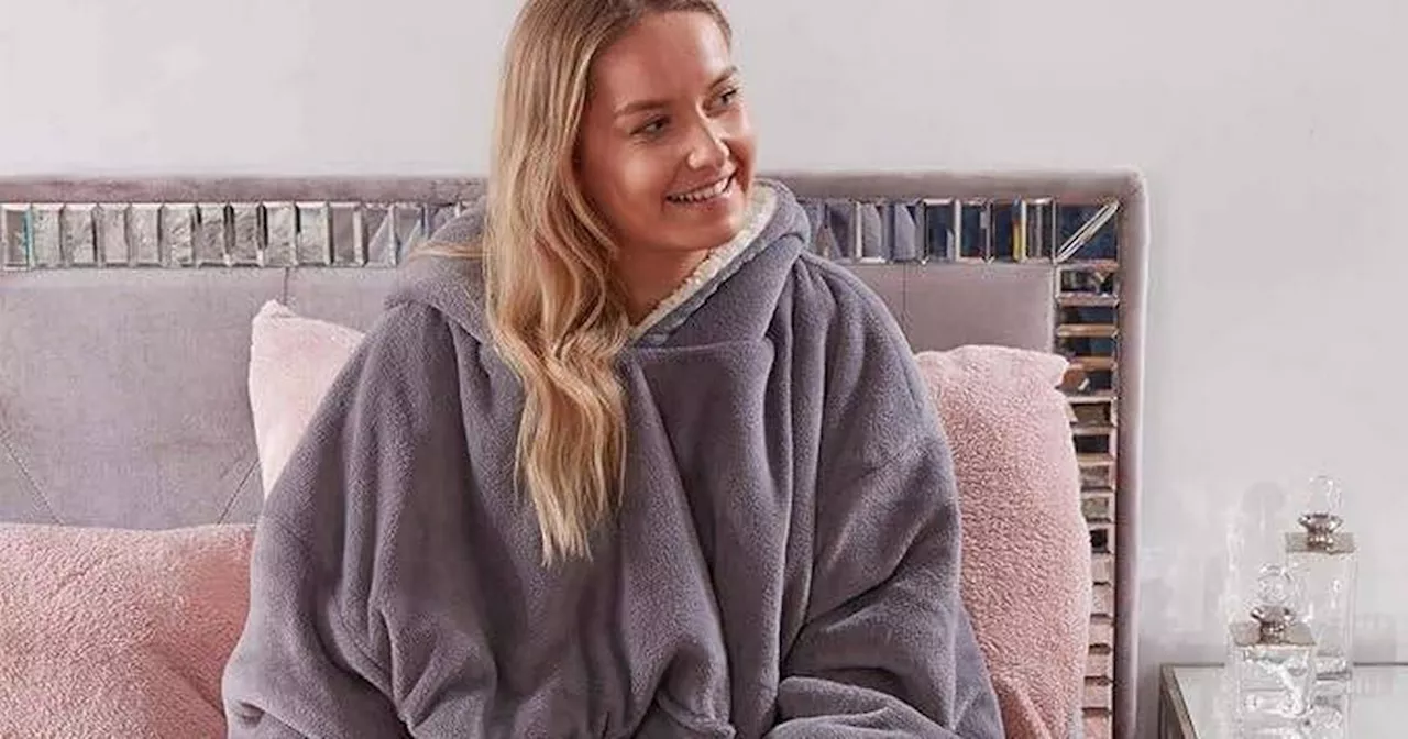 Amazon's £13 hooded blanket more than 9,800 shoppers use to keep the heating off