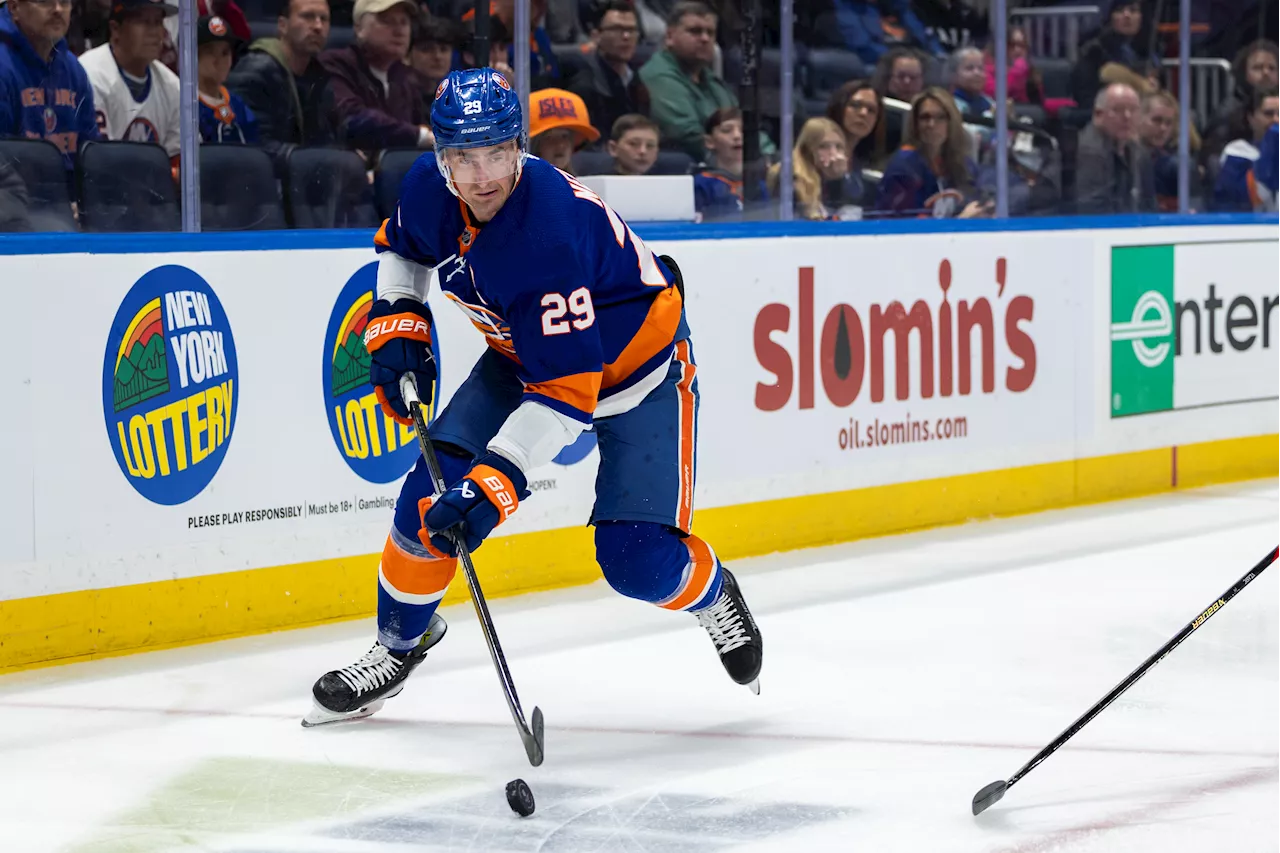 Brock Nelson in no rush for an Islanders contract extension