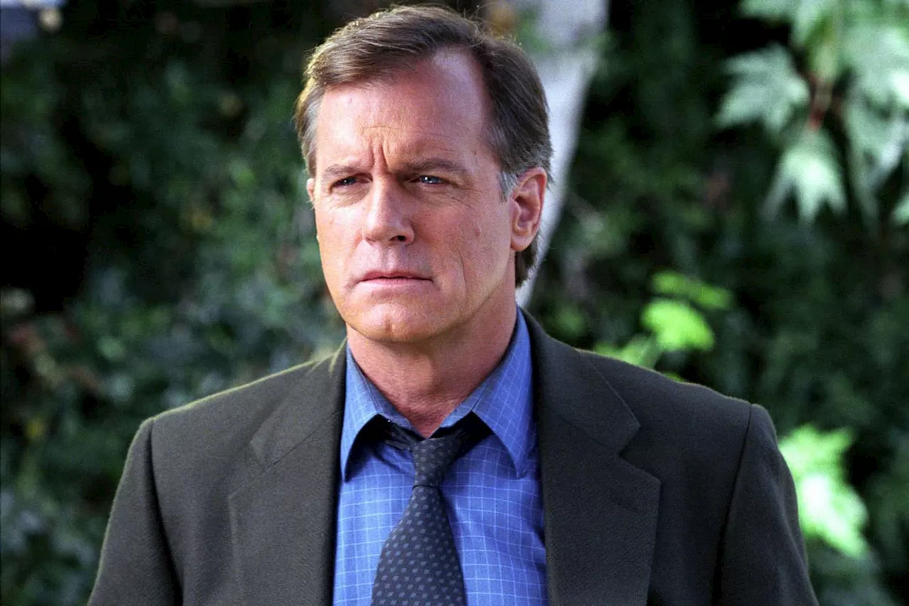 7th Heaven Stars Address Stephen Collins Controversy Ahead Of Reboot Podcast