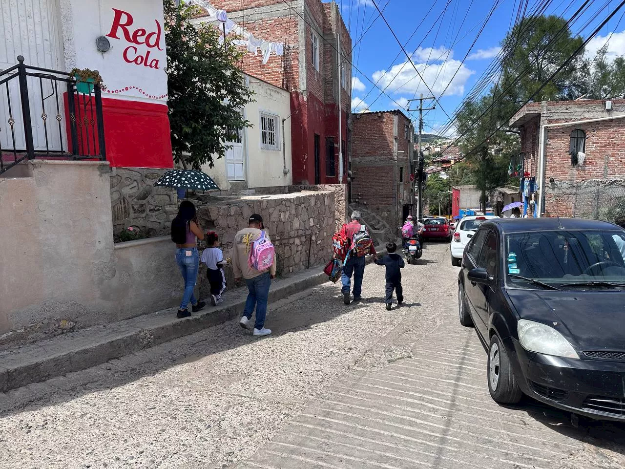 Vecinos de Jalapita urgen mejorar seguridad y servicios públicos en Marfil, Guanajuato