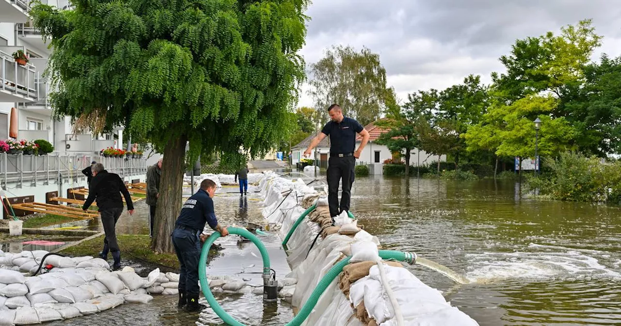 Hochwasser in Brandenburg - Erste Pegelstände sinken wieder