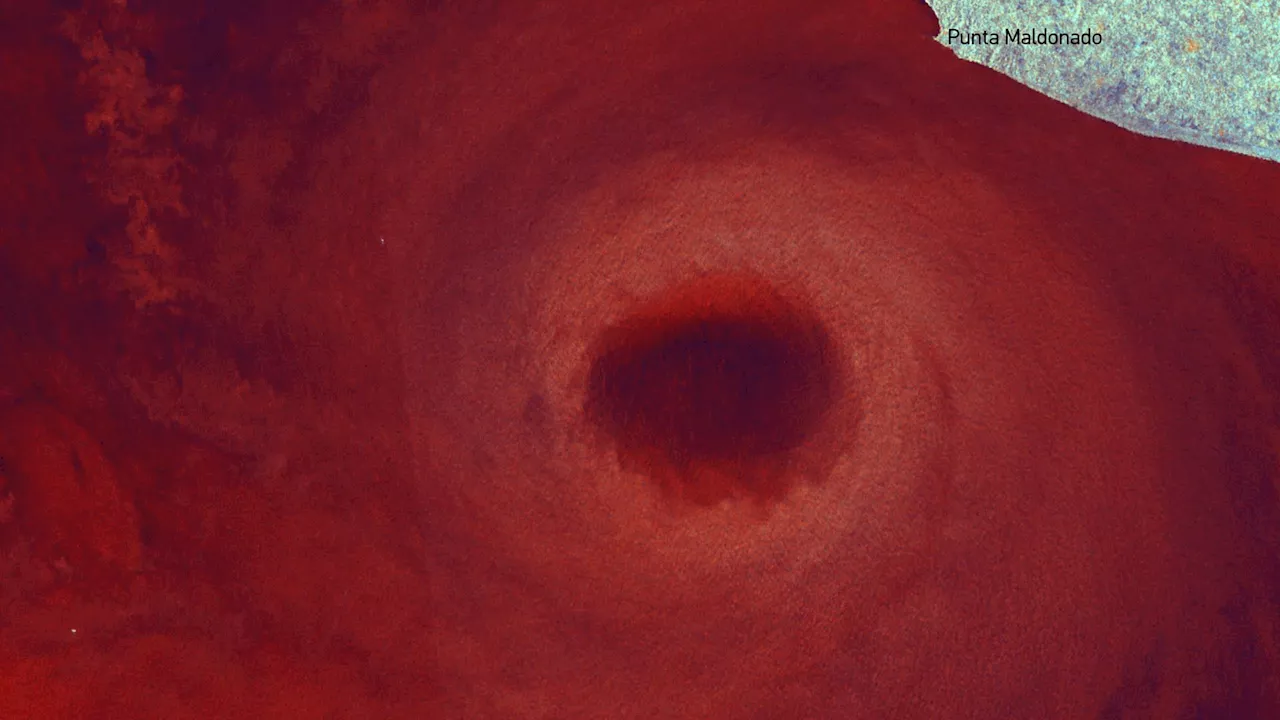 L’image du jour : la tempête tropicale John frappe le Mexique