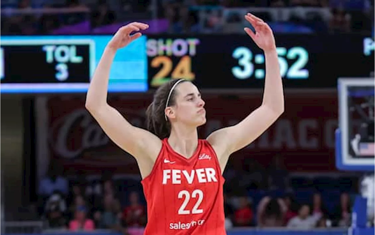 WNBA, insulti razzisti per Caitlin Clark (e non solo): vincono le Sun, Fever eliminate