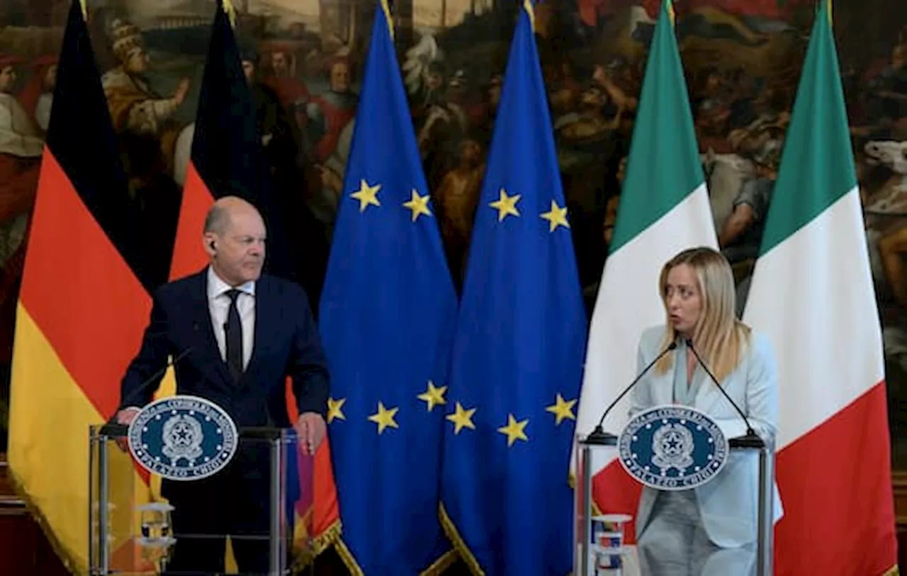 Migranti, colloquio Meloni-Scholz: 'Stretto raccordo tra Italia e Germania'