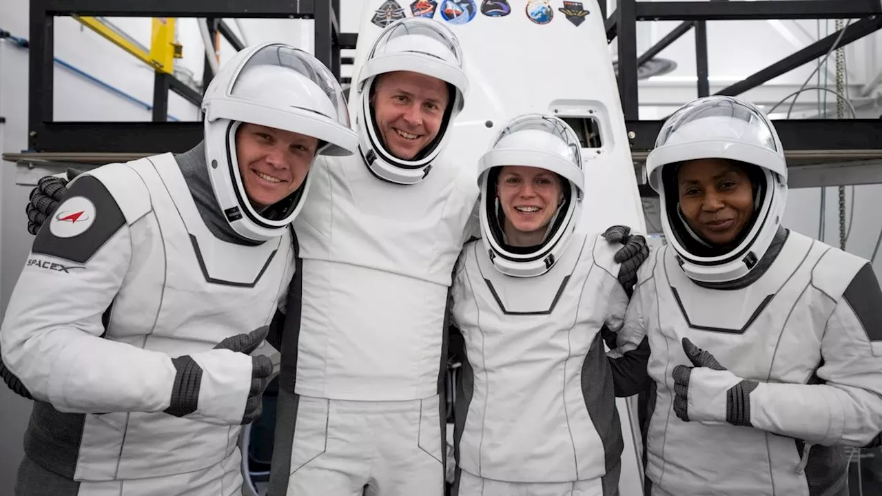 SpaceX Crew-9 dropped 2 NASA astronauts from ISS mission, but they were prepared (video)