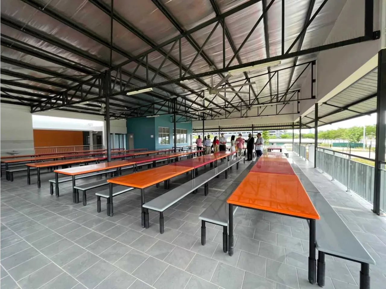 Ipoh school canteen shut for two weeks after 101 students fall sick