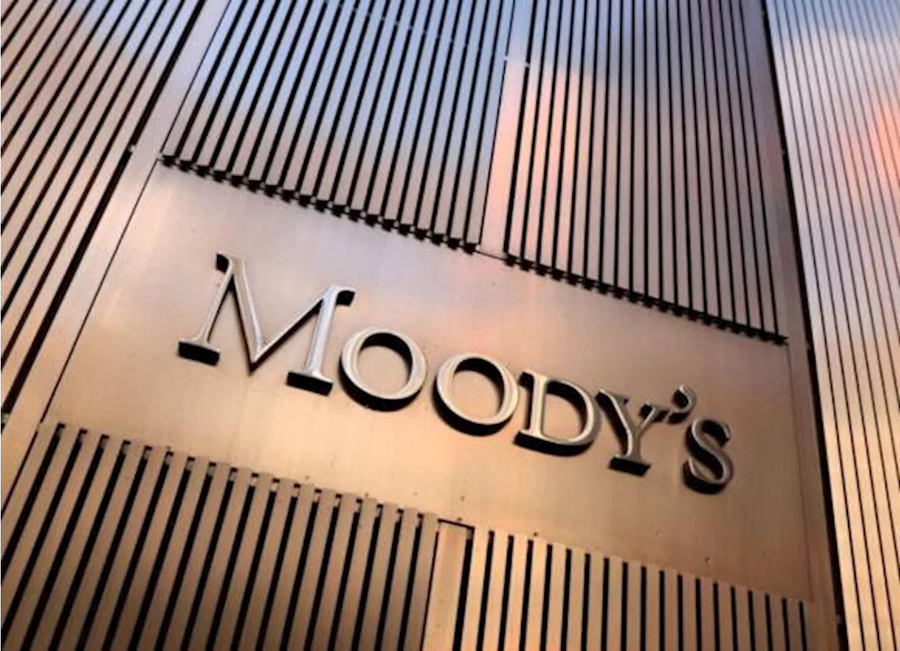 Preocupa a Moody’s deterioro fiscal, Pemex y reformas constitucionales