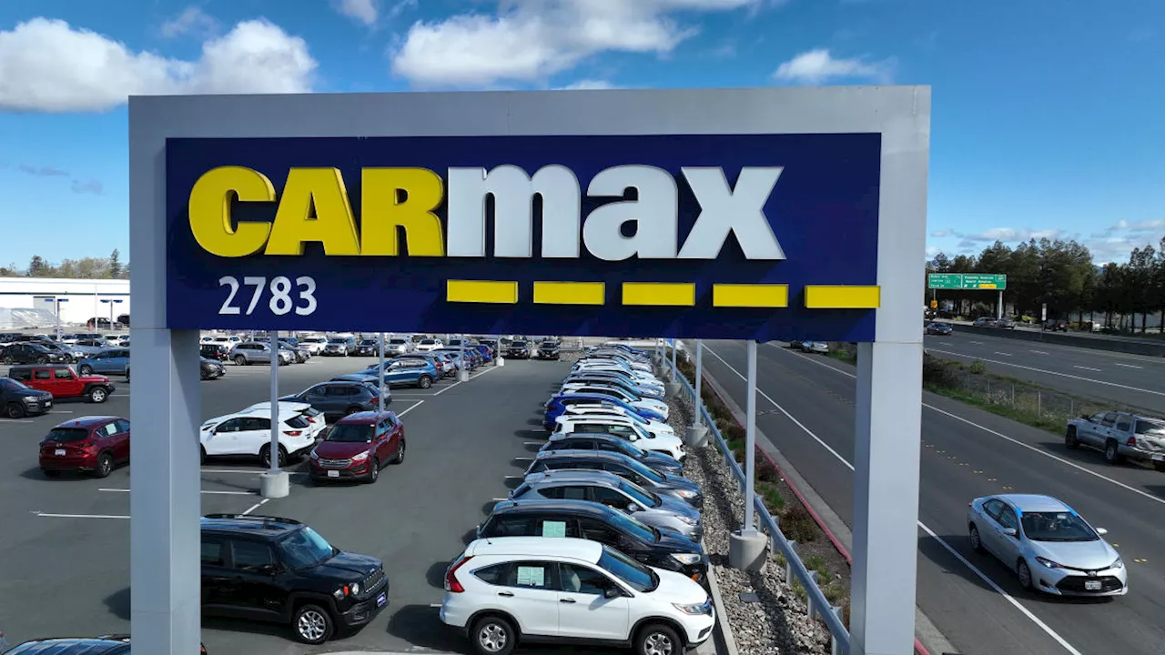 Carmax stock fluctuates on mixed earnings report