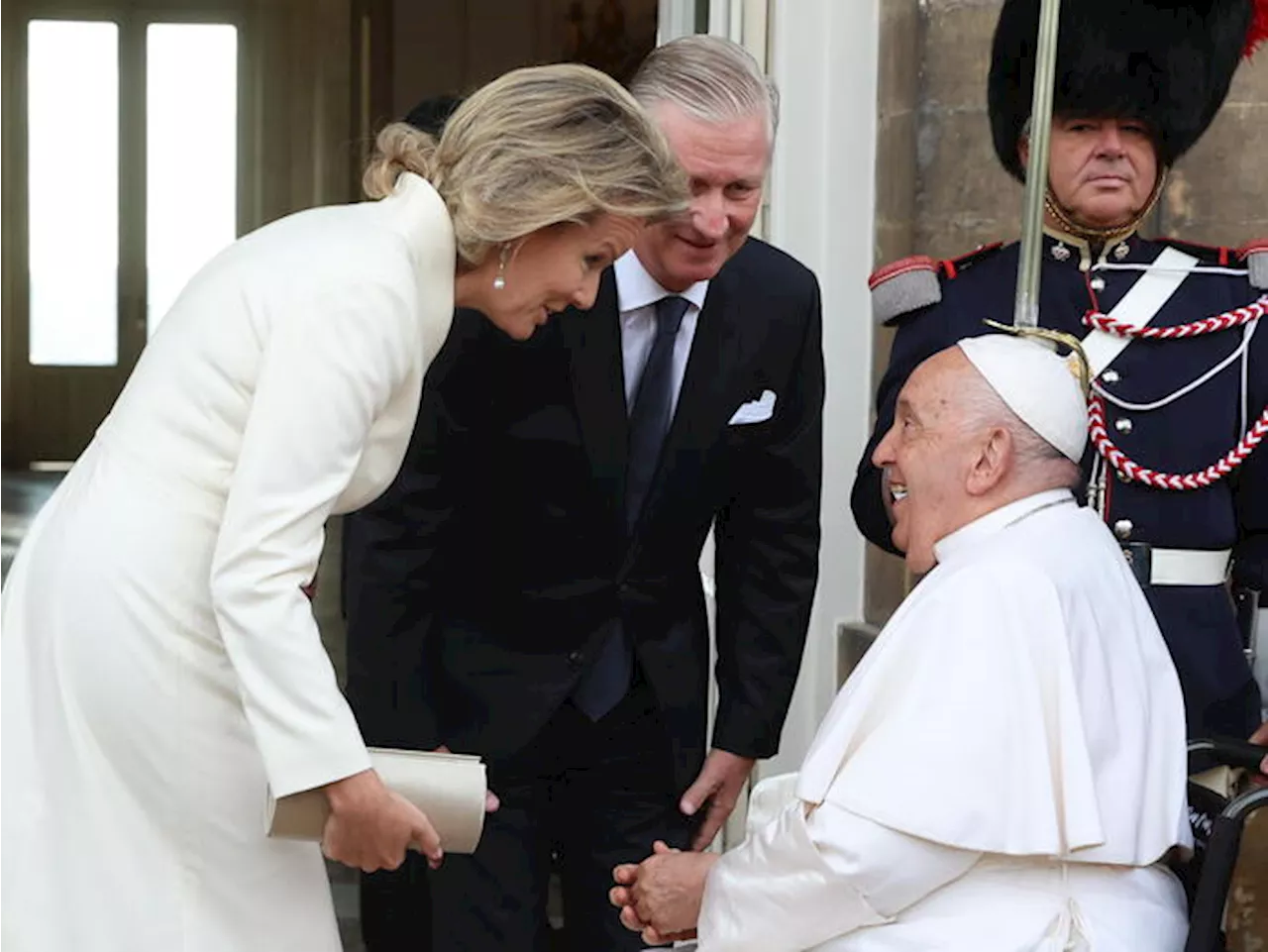 Il Papa in Belgio: 'Gli abusi sono una vergogna, chiediamo perdono'