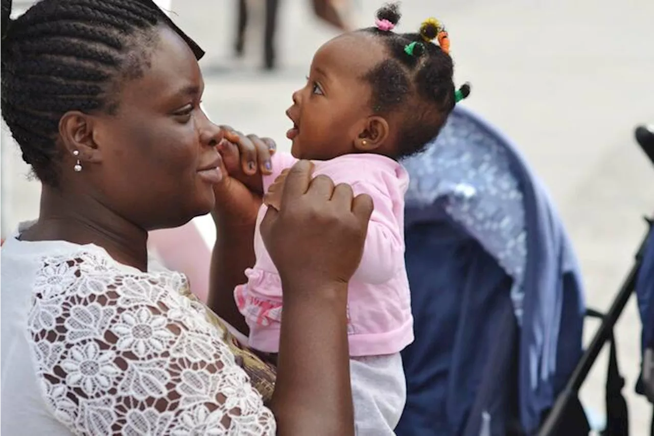 Tumori al seno, diagnosi in ritardo per il 20% delle immigrate. Il 39% non esegue la mammografia