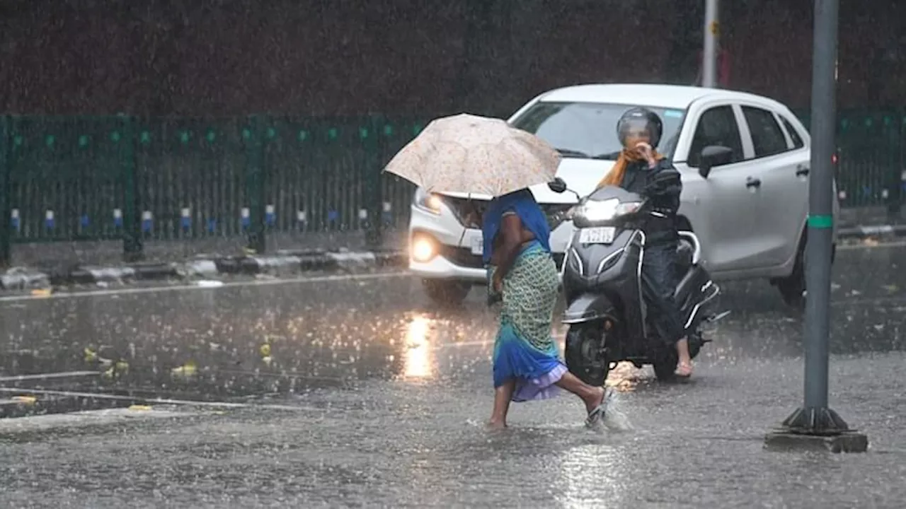 Weather: देश के आठ राज्य बारिश से बेहाल, मुंबई में छह की मौत; मानसून वापसी में देरी के आसार