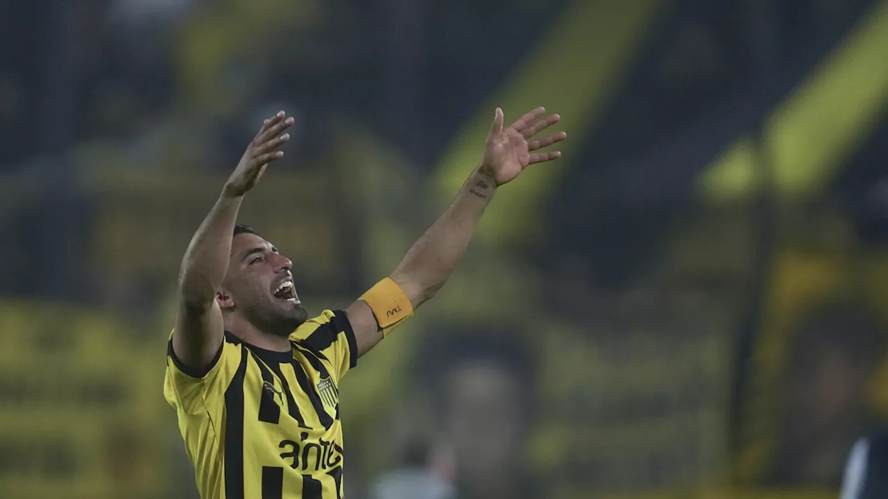 Peñarol upsets Flamengo to reach Copa Libertadores semifinals