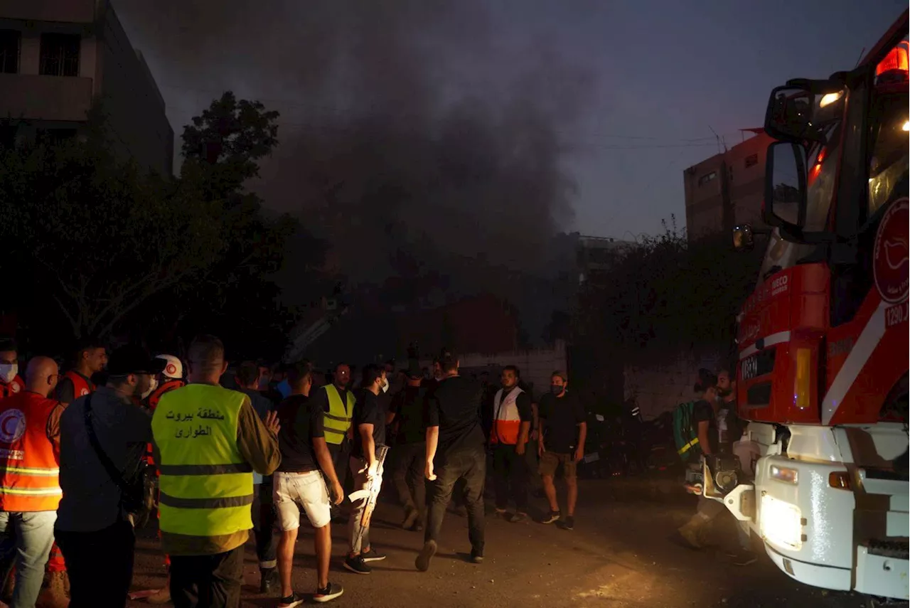 Centro de gestão de crises pede abrigo para moradores deslocados por bombardeios israelenses em Beirute