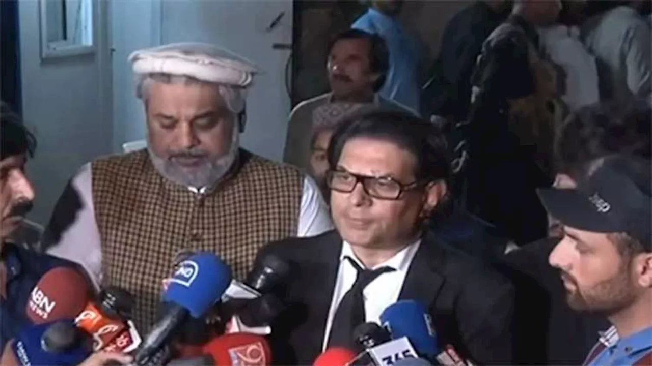 PTI, JUI-F may draft constitutional amendment of their own