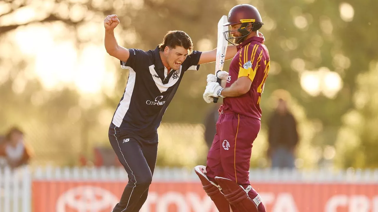 Tense final-over drama after cult hero’s late heroics as Vics remain undefeated