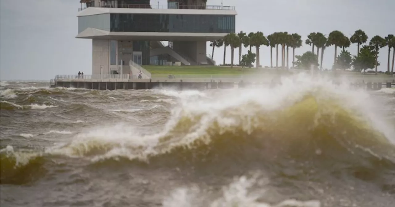 Hurricane Helene lashes Florida, kills 3 before weakening over Georgia