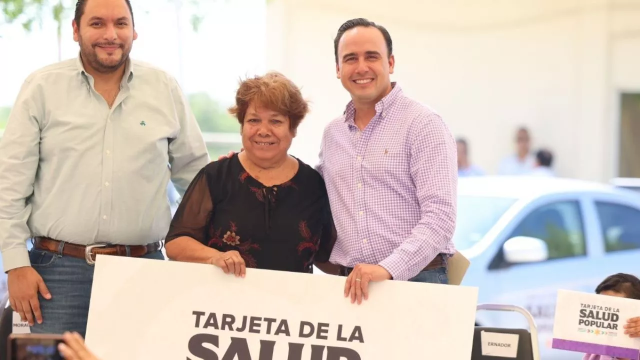 Manolo Jiménez inicia entrega de la Tarjeta de la Salud Popular en Coahuila