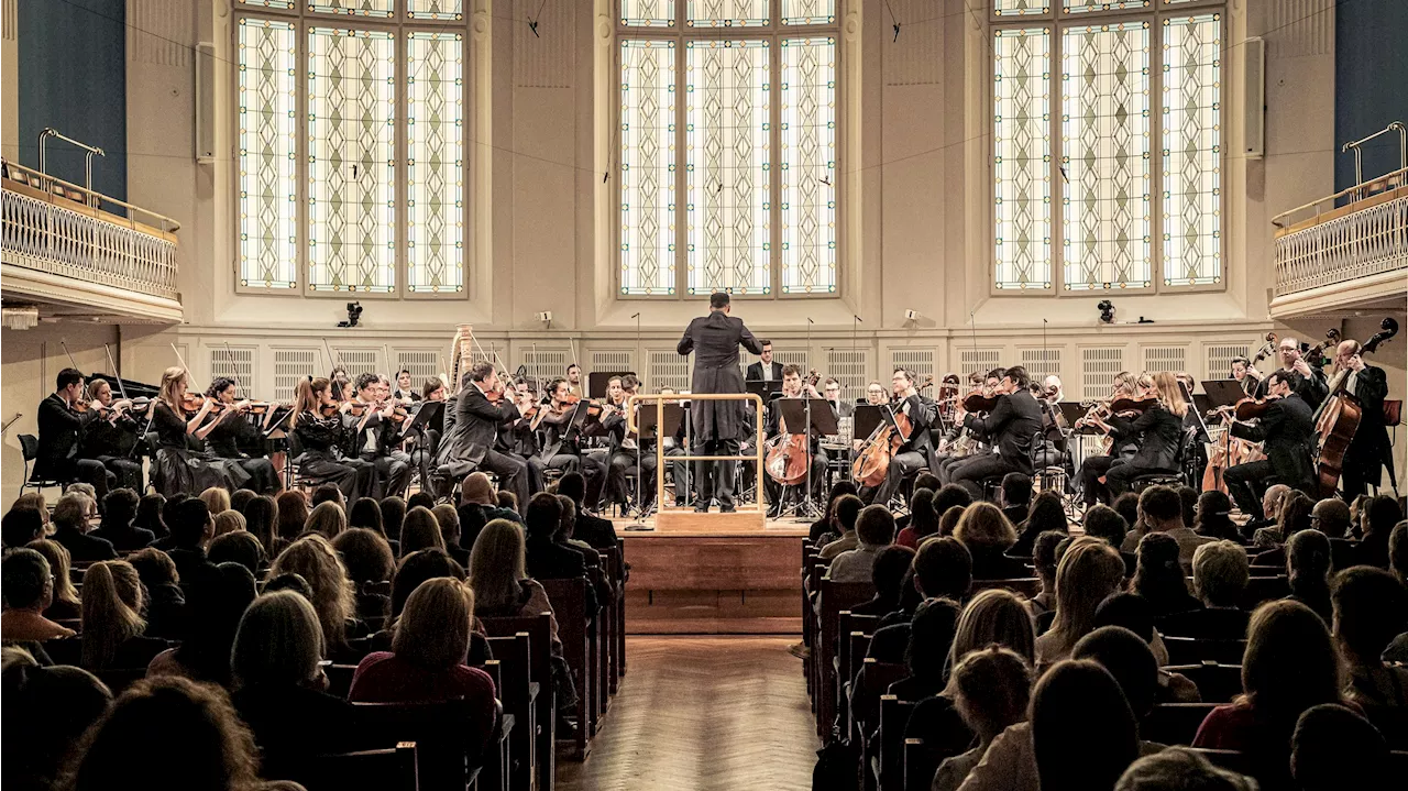 Nova Orchester spielt in Wien - 70 Prozent dieses Orchesters besteht aus Frauen